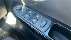 Renault Captur 1.2 TCE Dynamique S MediaNav 5dr EDC Petrol Hatchback